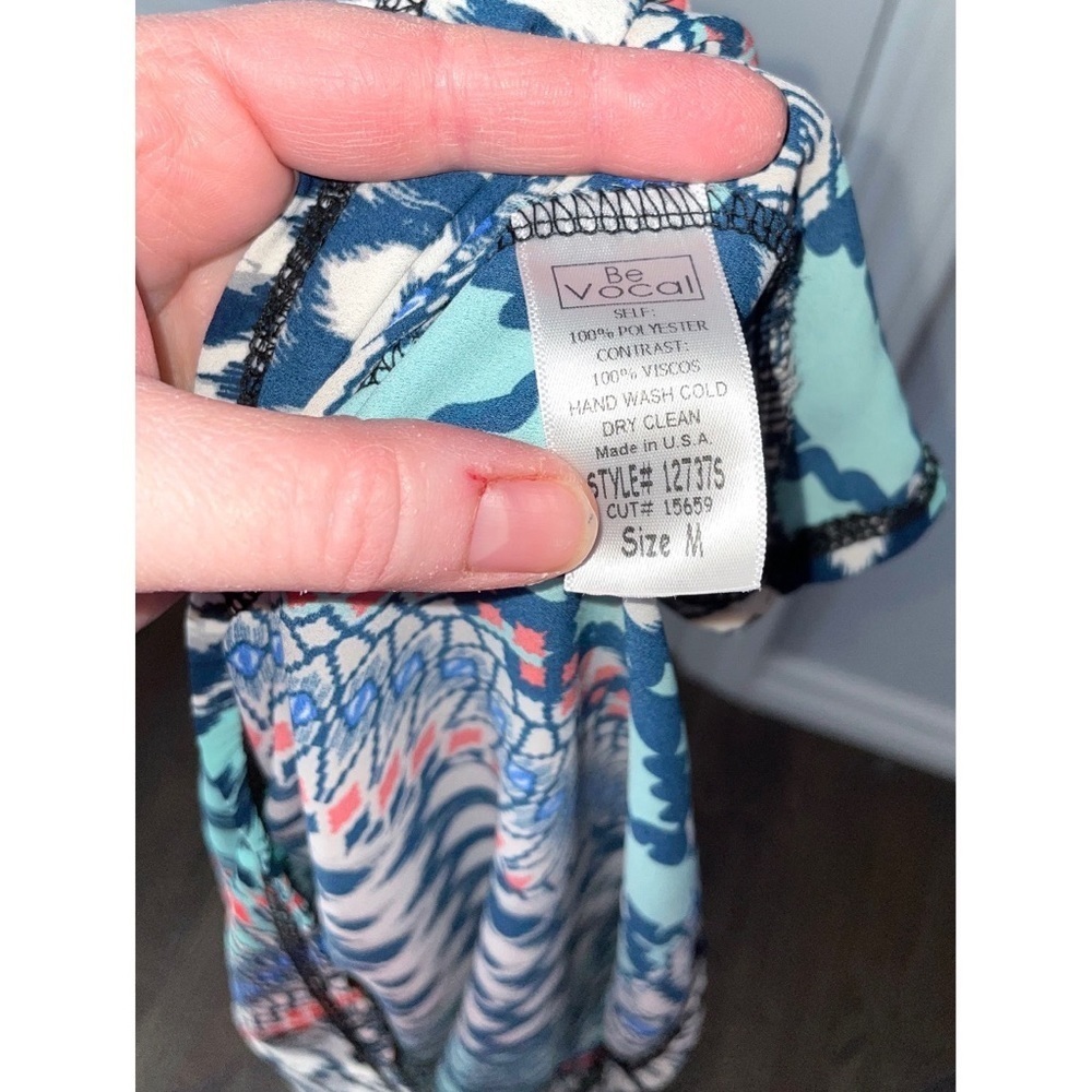 Vocal Blue & Teal Geometric Print Top – Black Embellished Sleeves- Medium - Picture 5 of 7